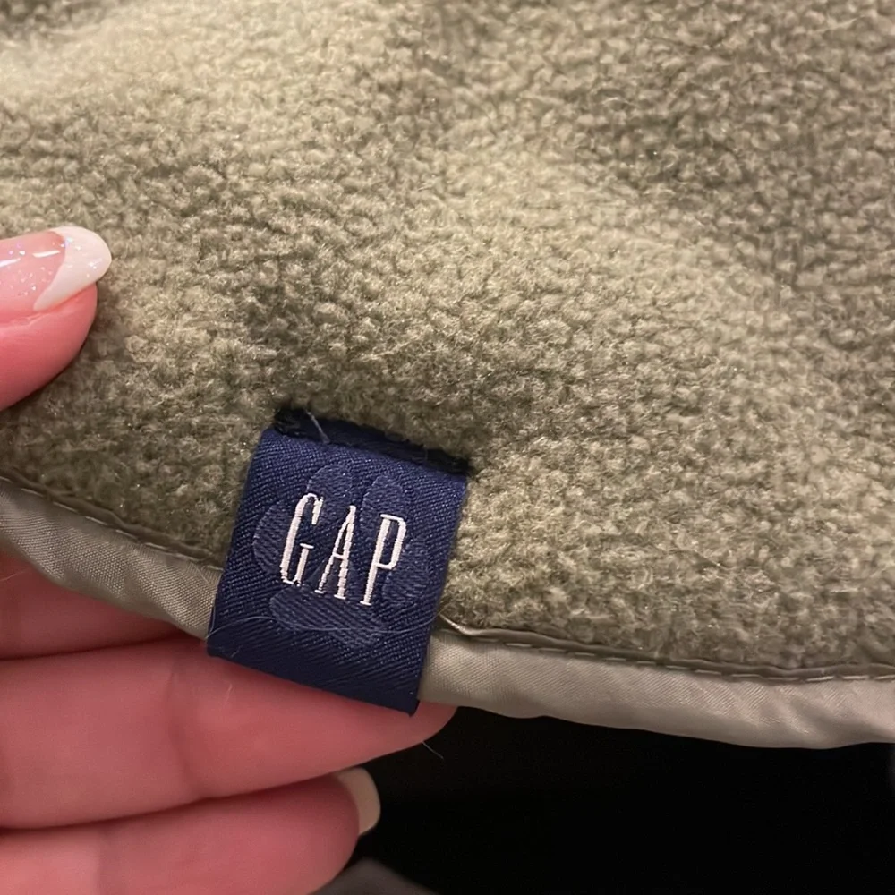 Gap size M Dog Jacket